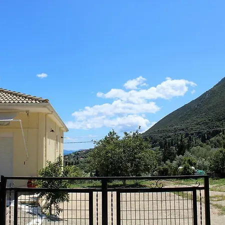Vanas Holiday House Feriehus Nikiana
