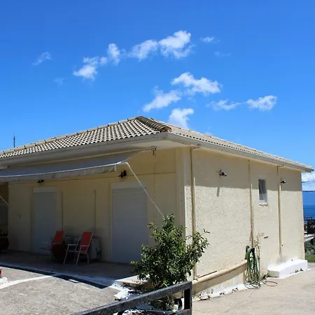 Vanas Holiday House Ferienhaus Nikiana