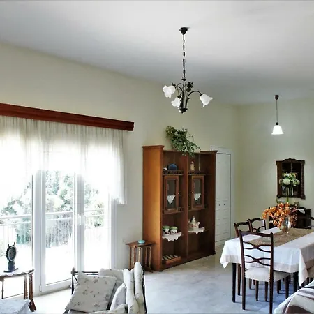 Vanas Holiday House Ferienhaus